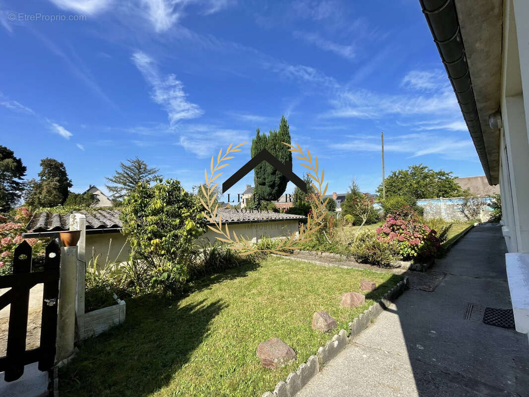 Maison à ANGERVILLE-L&#039;ORCHER