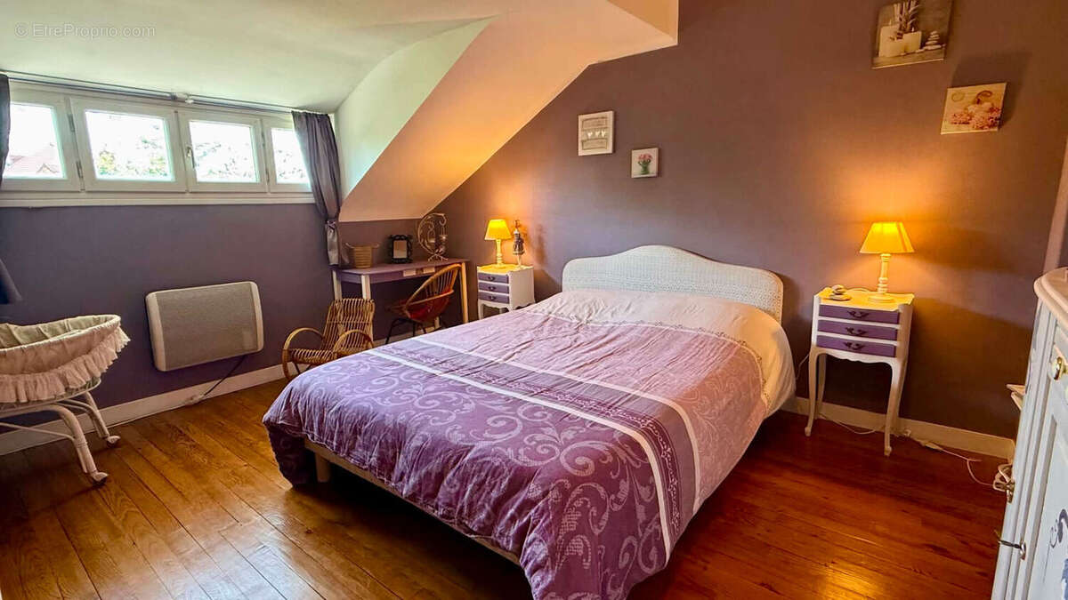 Maison à CONNERRE