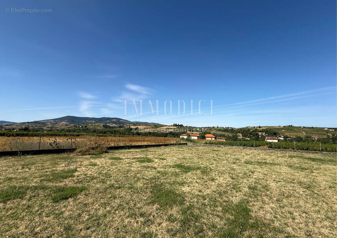 Villa familiale de plain-pied et sa jolie vue sur les collines - photo 29
