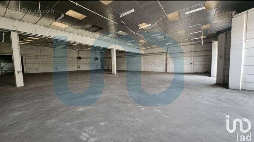 Photo 5 - Commerce à AMILLY