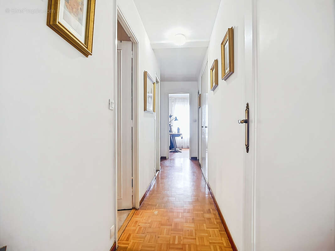 Appartement à MARSEILLE-13E