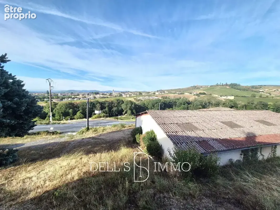 Maison ancienne avec dépendances, terrain et jolie vue - photo 7