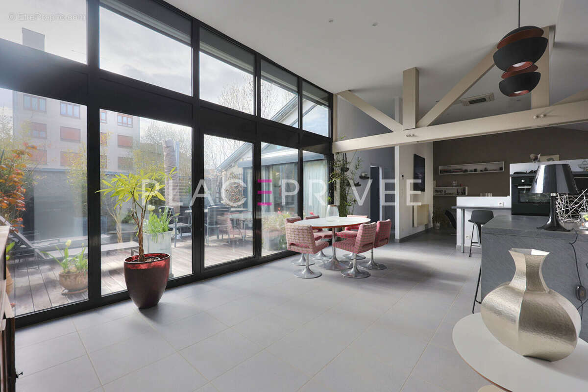 Appartement avec terrasse - photo 10
