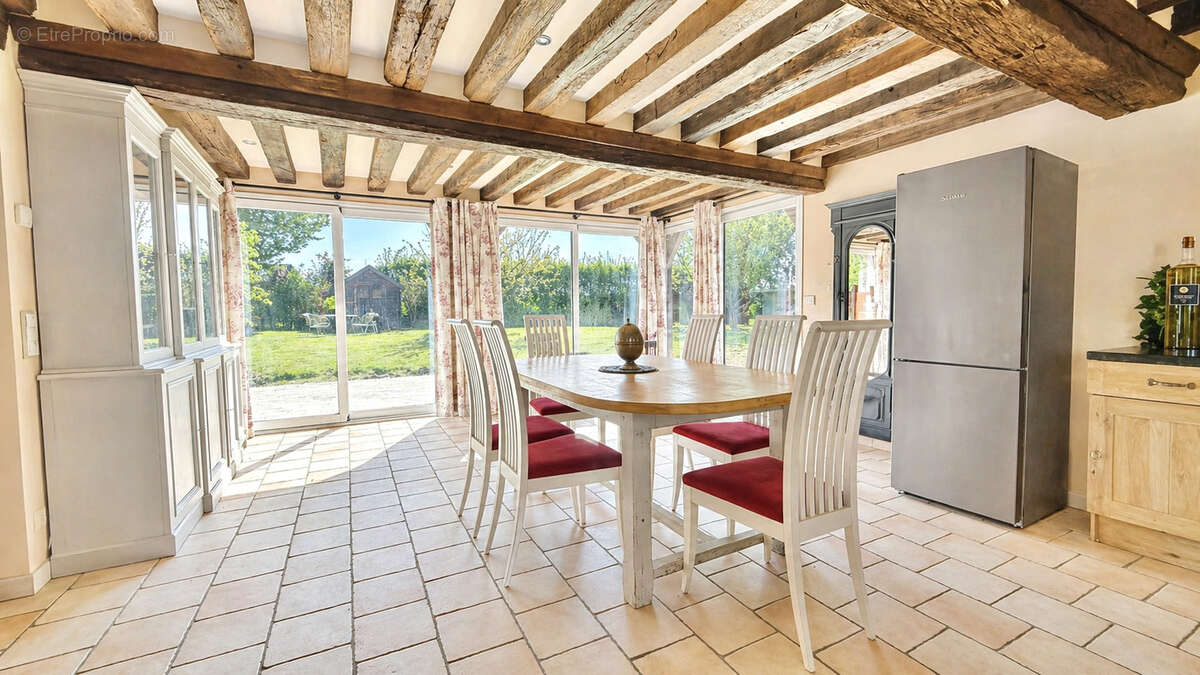 Maison à PONT-L'EVEQUE