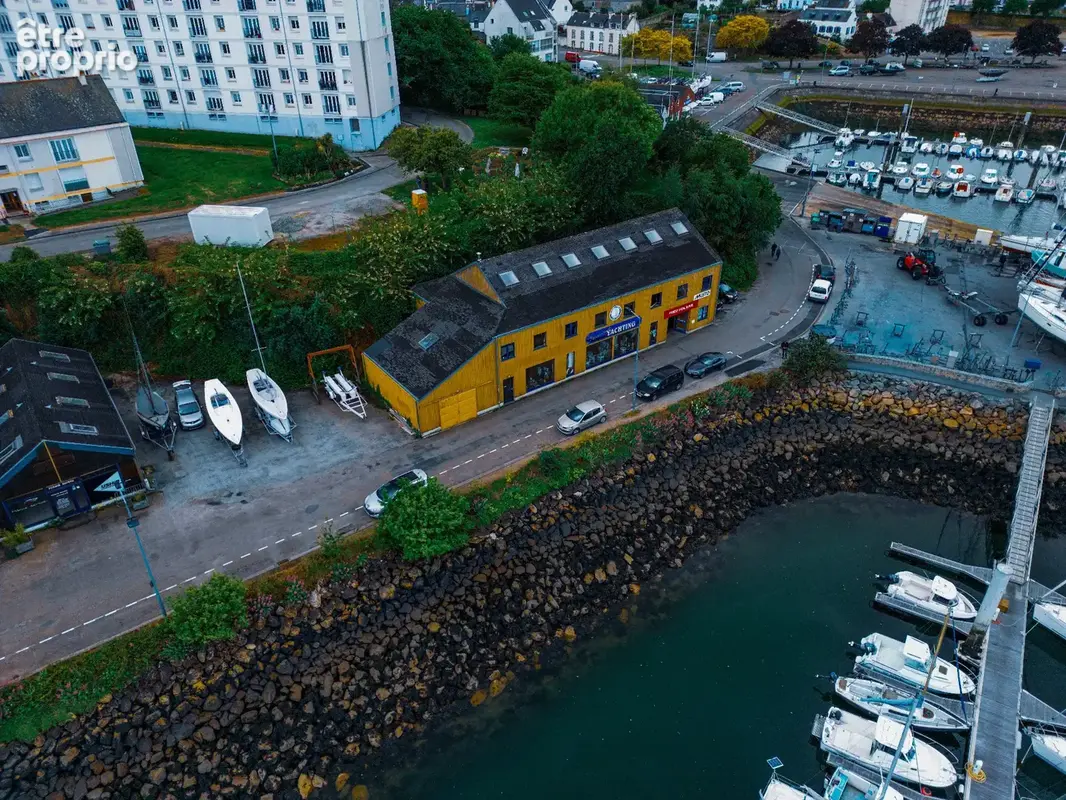 Ensemble Murs et fonds Voilerie et accastillage sur le port de Tréboul (Douarnenez - 29) - photo 40