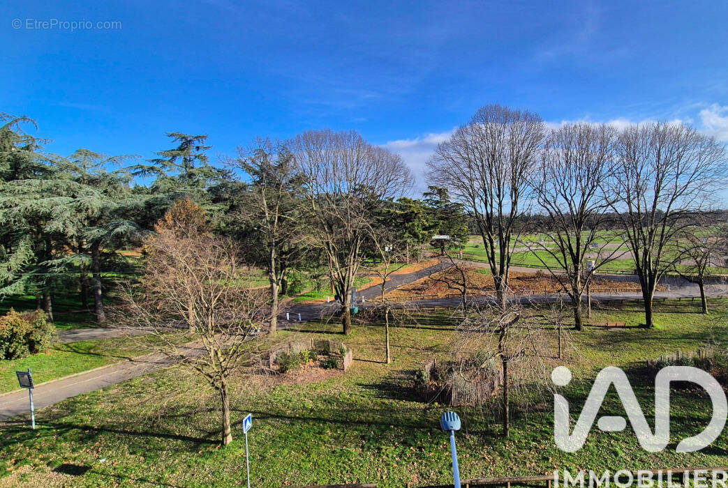 Photo 1 - Appartement à VENISSIEUX