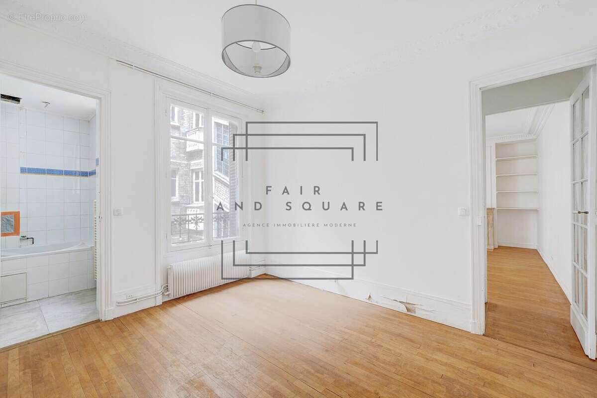 Appartement à NEUILLY-SUR-SEINE