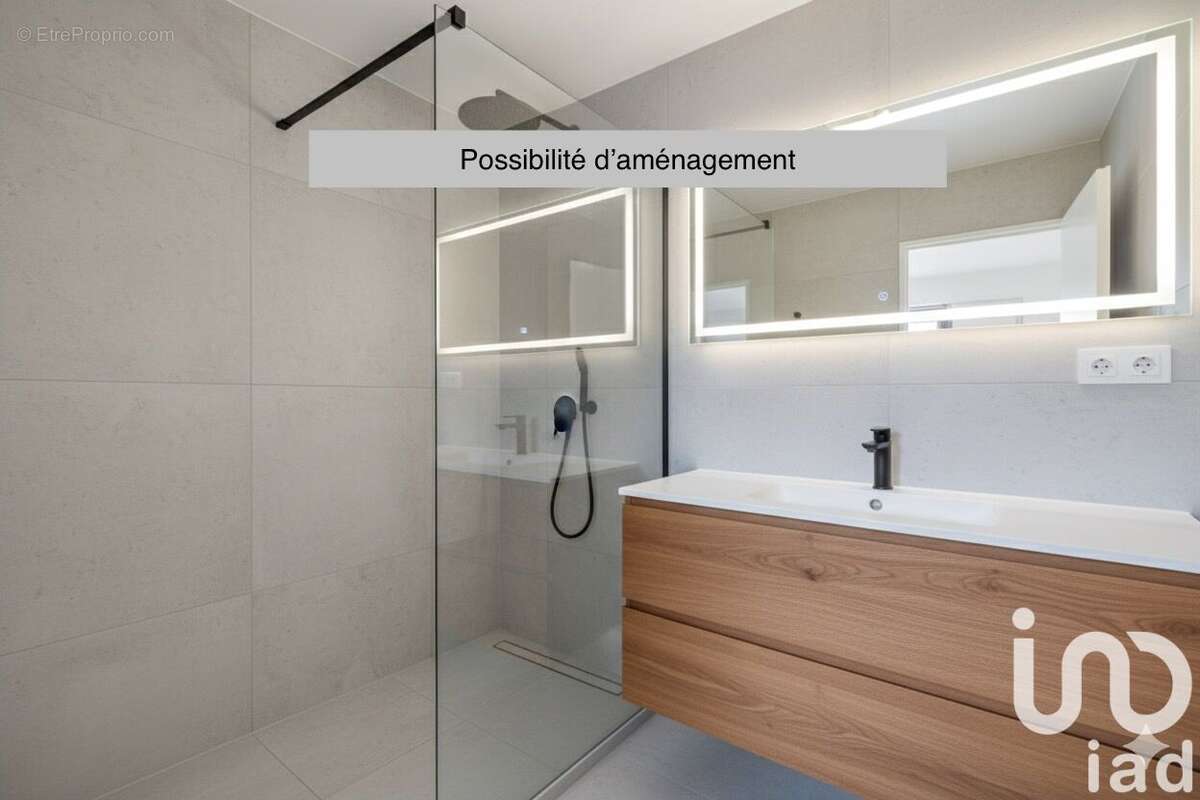 Photo 8 - Appartement à PARIS-18E