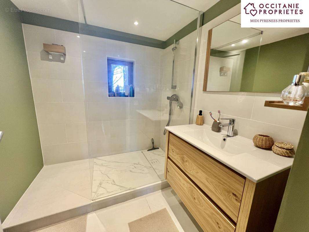 Maison à LEZAT-SUR-LEZE