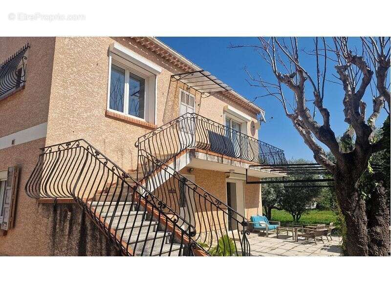 Maison 126 m² à La Garde  - photo 3