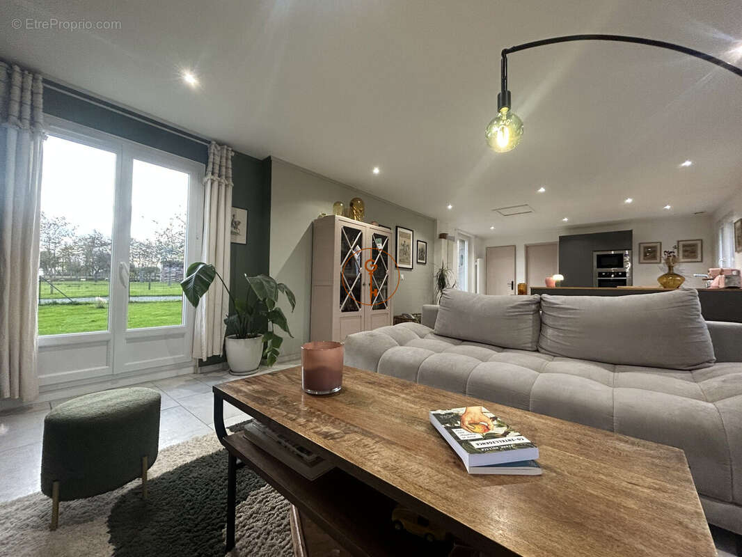 Maison à THIETREVILLE