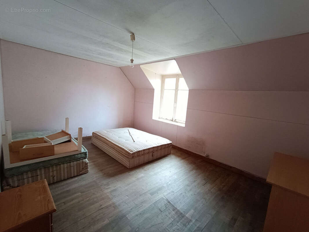 Maison à MELLIONNEC
