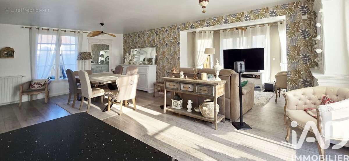 Photo 3 - Maison à MAGNY-LE-HONGRE