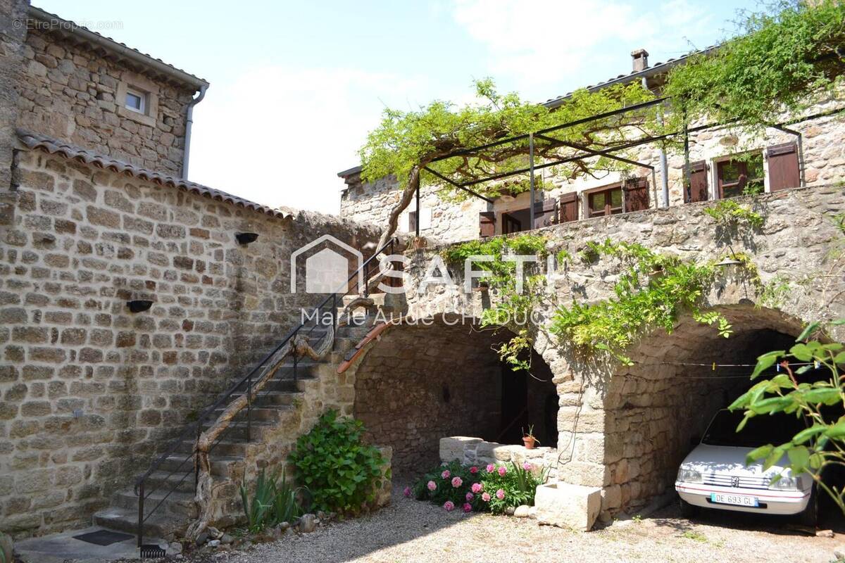 Photo 1 - Maison à LABLACHERE