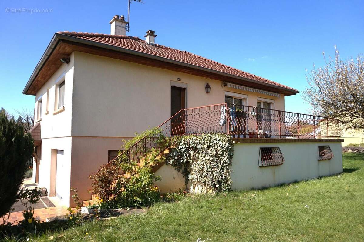 Photo 2 - Maison à DANNEMARIE-SUR-CRETE