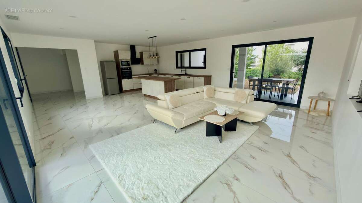 Maison contemporaine 4 pièces avec garage - photo 6