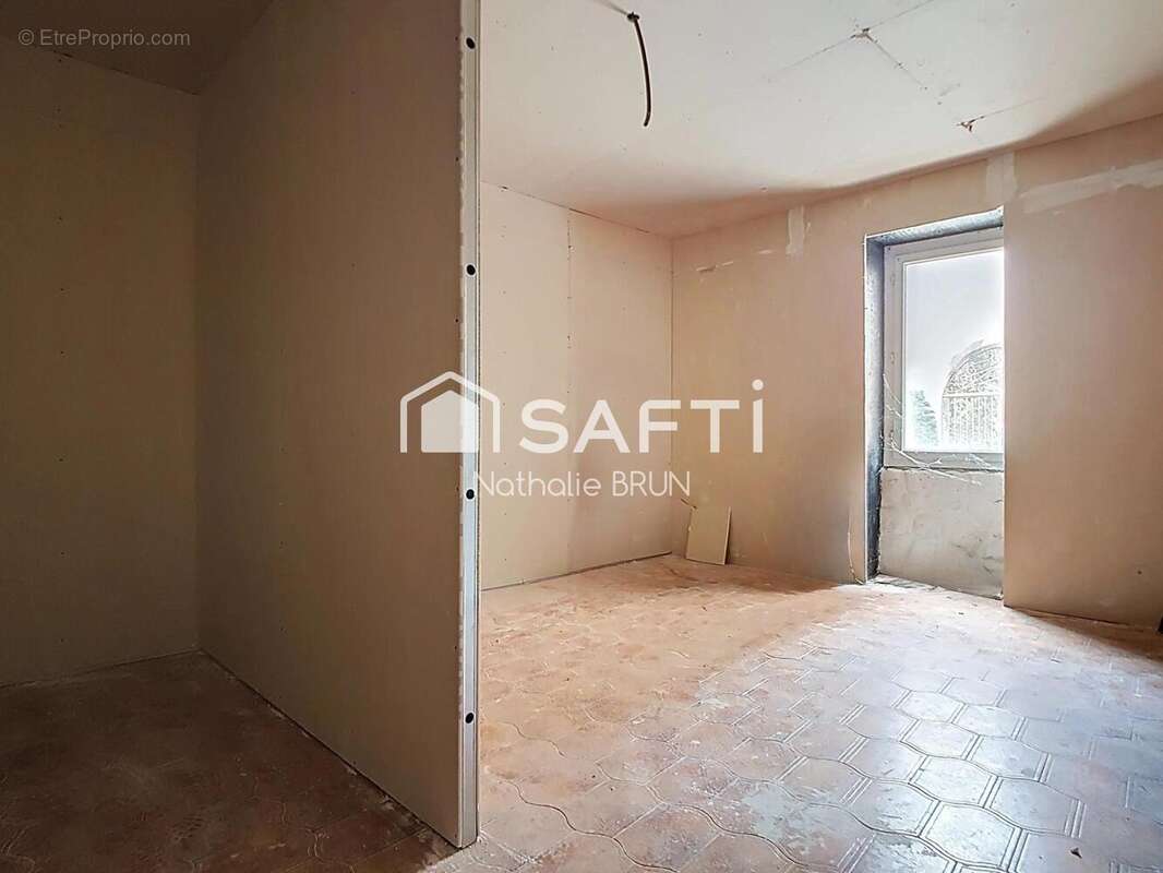 Photo 4 - Maison à PUISSALICON