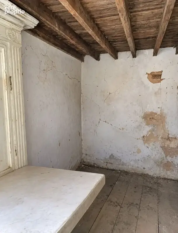 A vendre bâtisse en pierre avec jardin a renover - secteur blaye - photo 3
