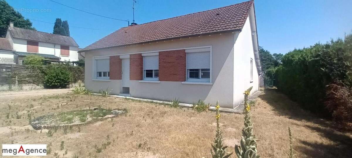 Maison à CHATRES-SUR-CHER