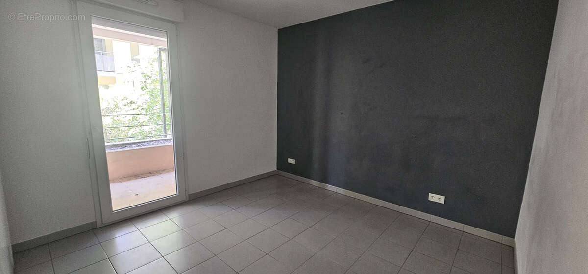 Appartement à JUVIGNAC