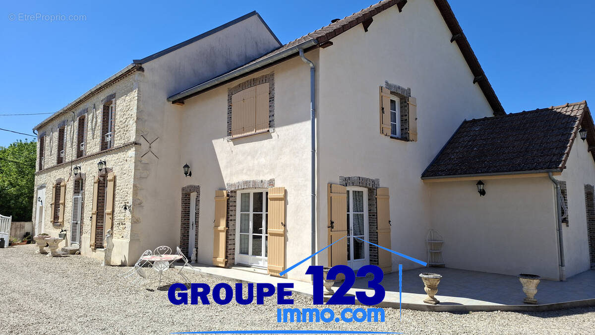 Maison à LINDRY