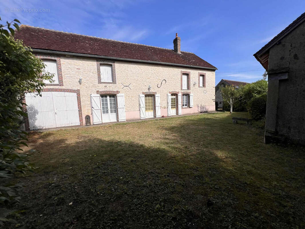 Maison à SAINT-MAURICE-LE-VIEIL