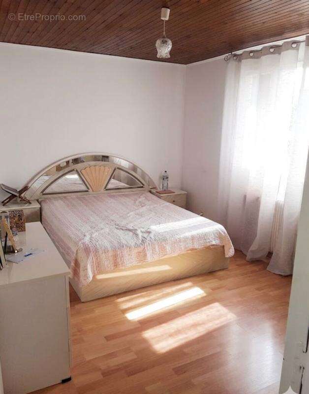 A vendre - Ensemble immobilier à fort potentiel ? Quartier Pavillonnaire Calme & Revenu Locatif (15 min Max des Commodités) - photo 5