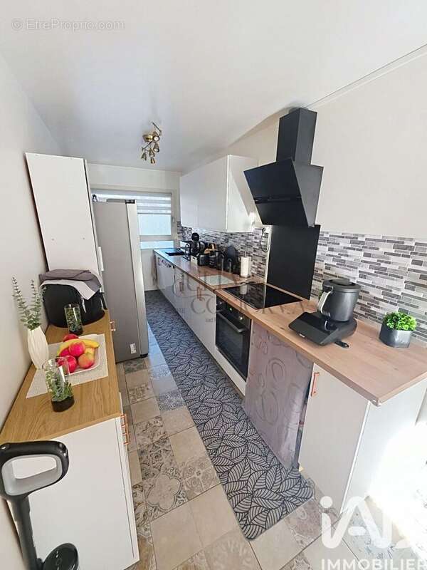 Photo 3 - Appartement à LIVRY-GARGAN