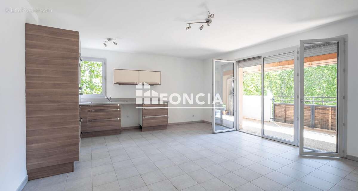 Appartement à MEYREUIL