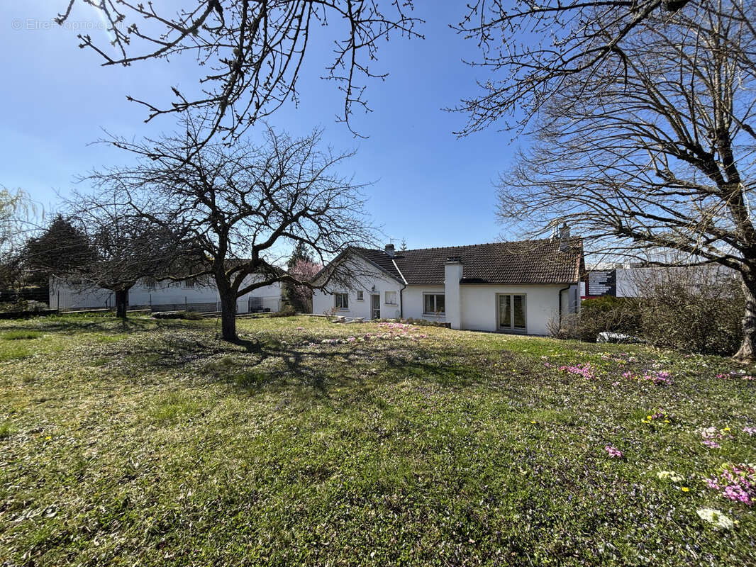 Maison à CHATILLON-SUR-SEINE