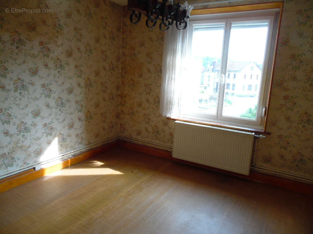 Appartement à SENONES