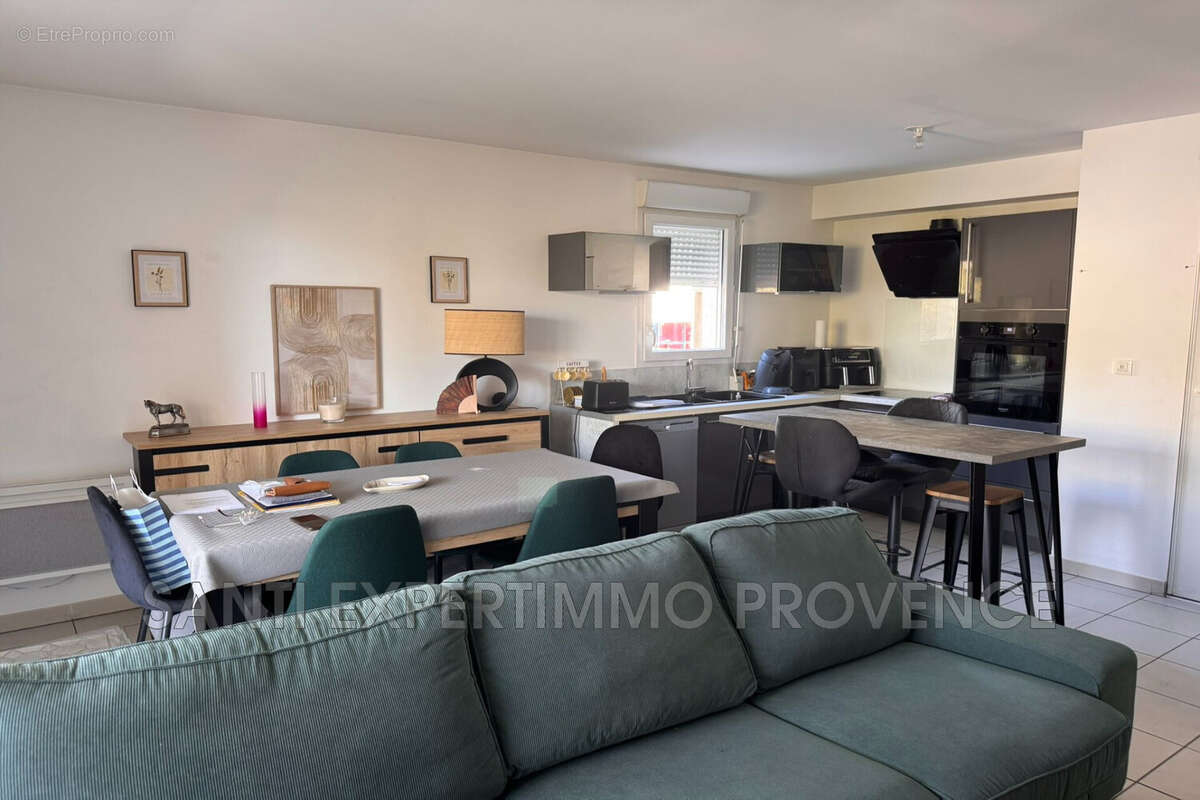 Appartement à MARSEILLE-13E