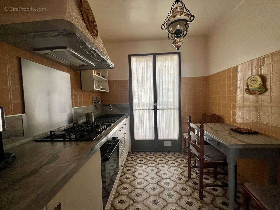 Appartement à MARSEILLE-15E