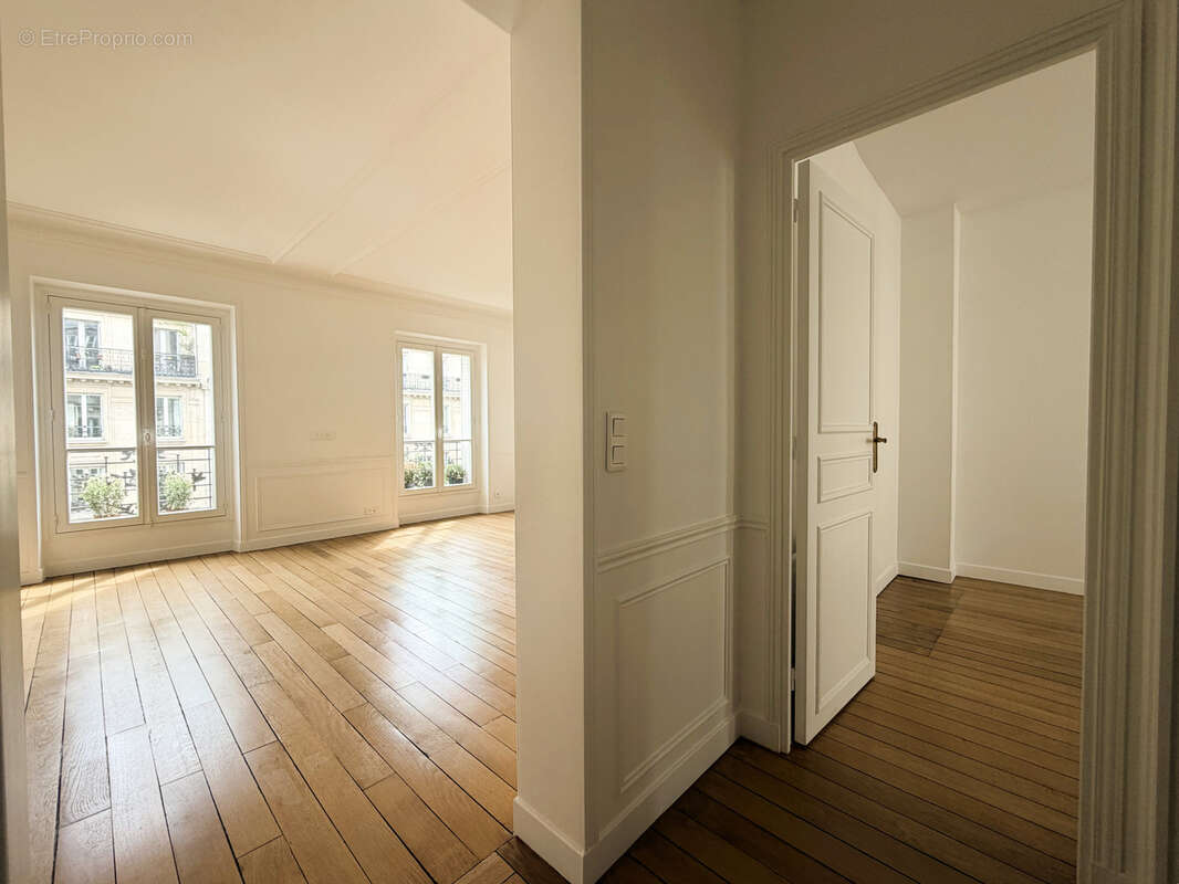 Appartement à PARIS-12E