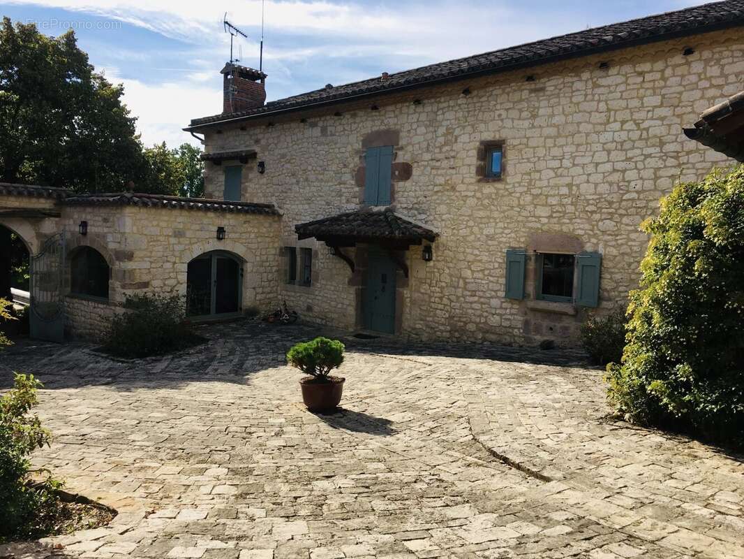Maison à ITZAC