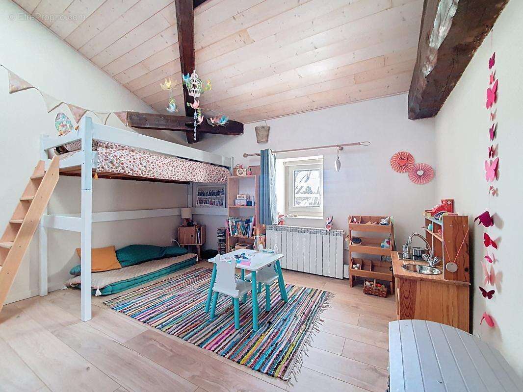 Maison à COMMUNAY
