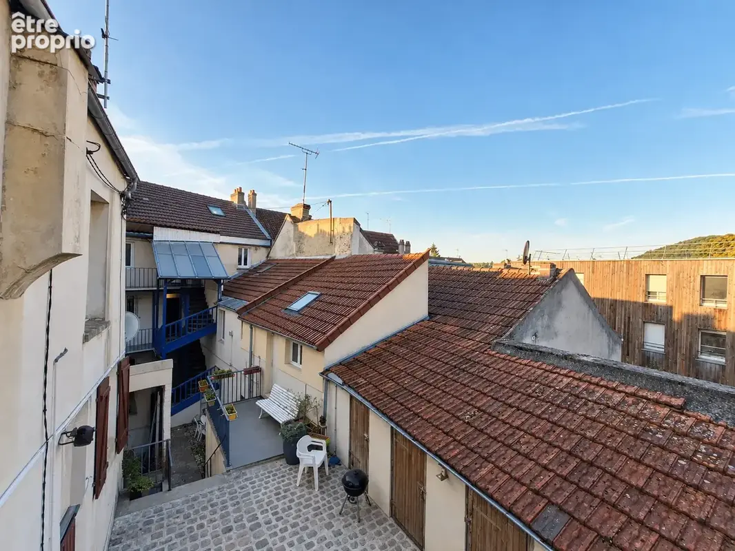 T155 - chevreuse centre-ville   duplex de charme au calme d’une cour pavée - photo 8
