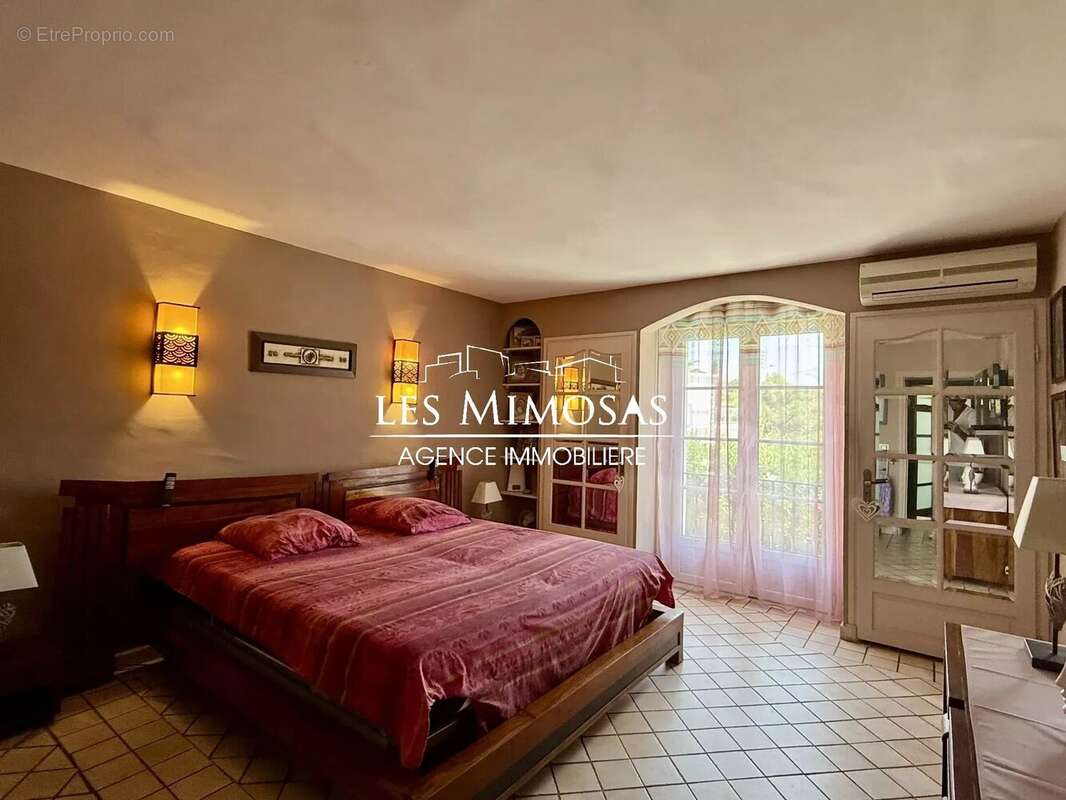 Maison à FREJUS