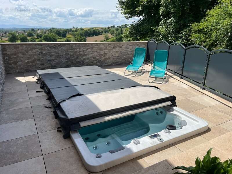 Maison à CHAUFFAILLES