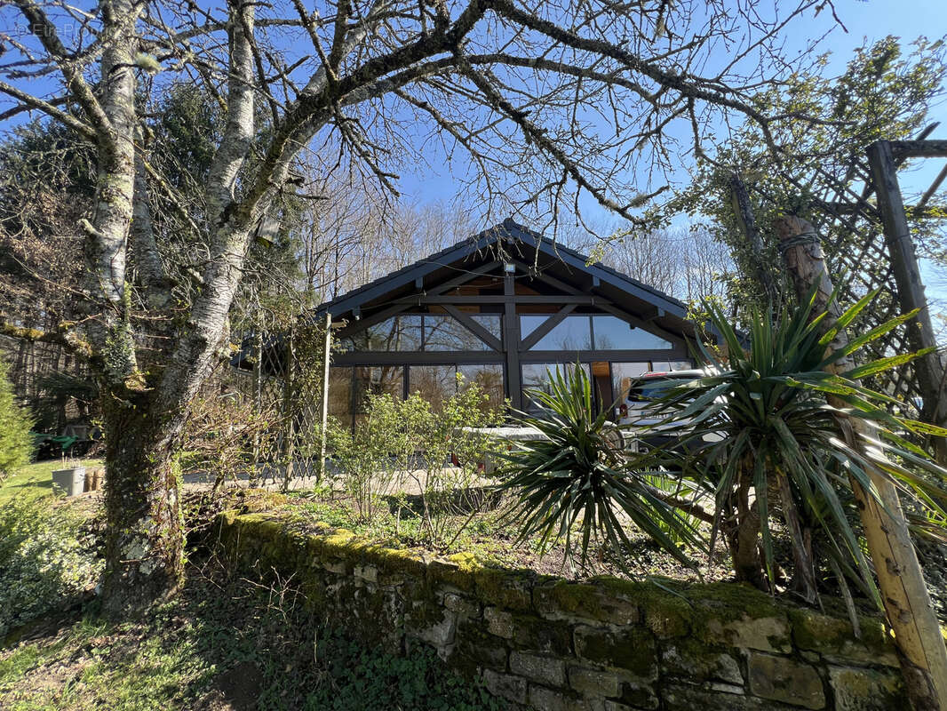 Maison à LA BRUYERE