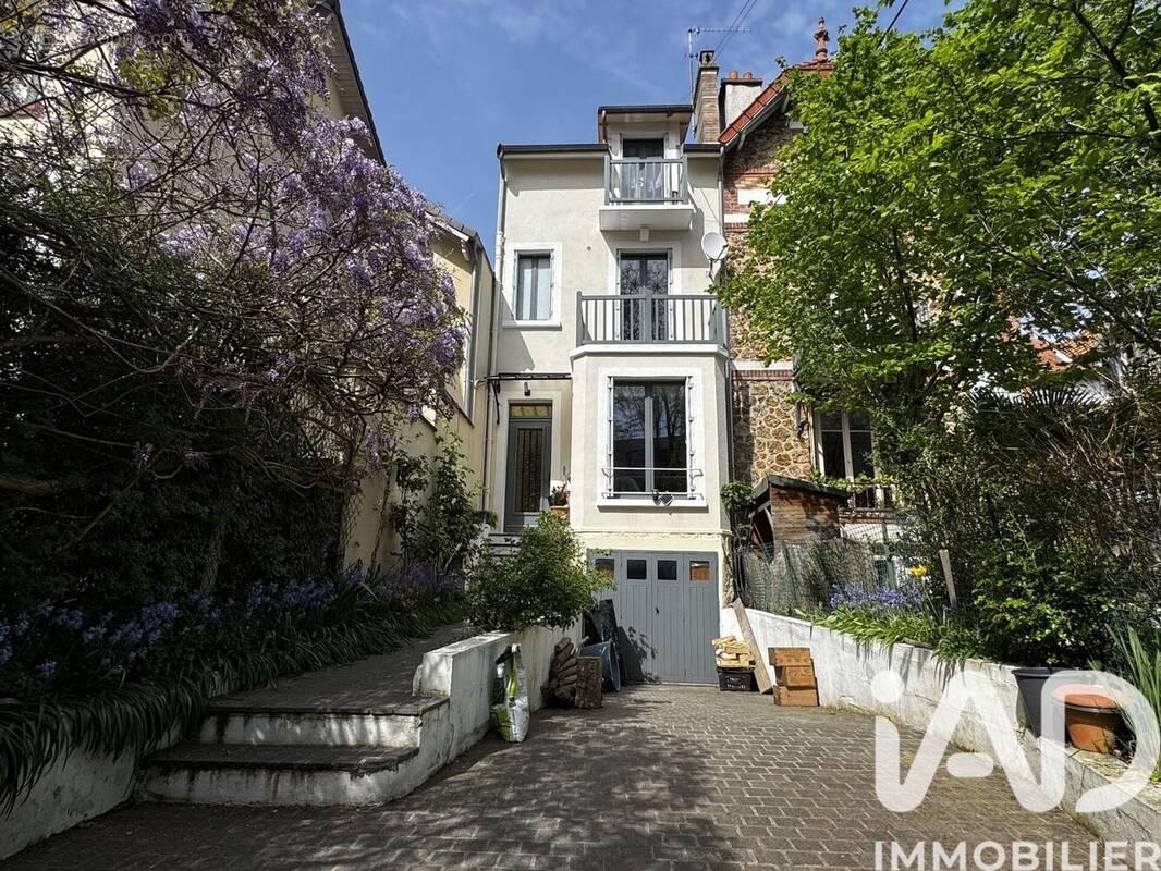 Photo 1 - Maison à GARCHES