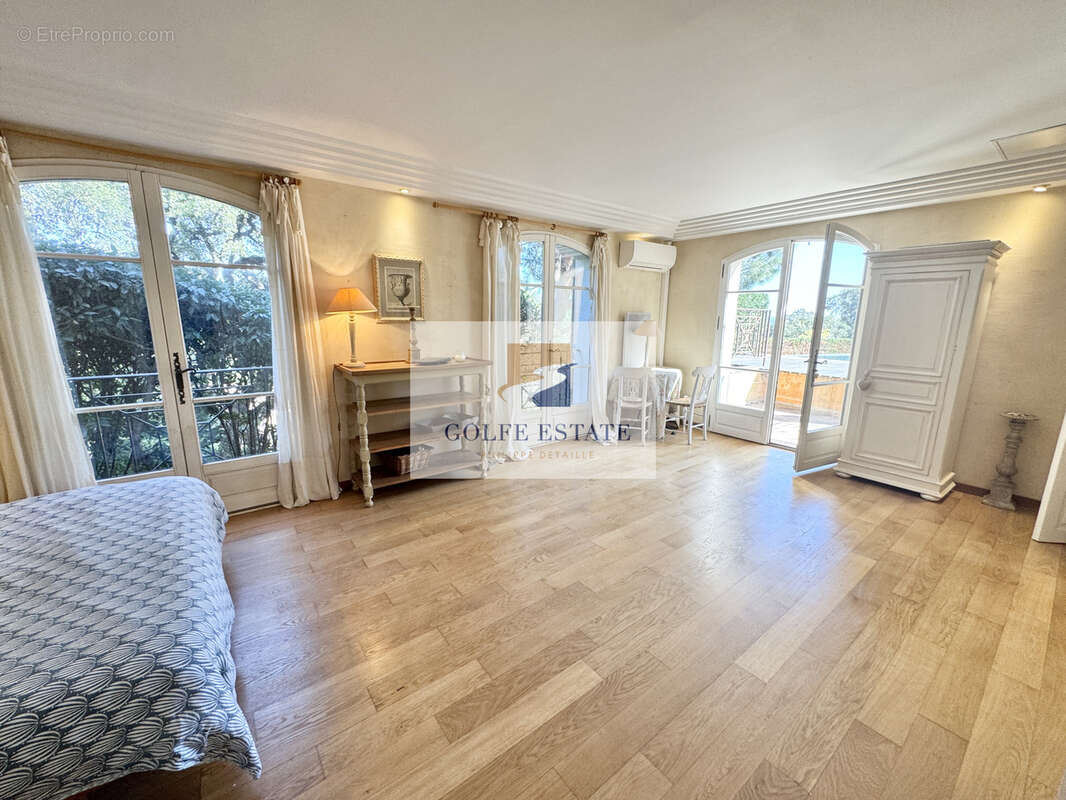 Maison à CAVALAIRE-SUR-MER