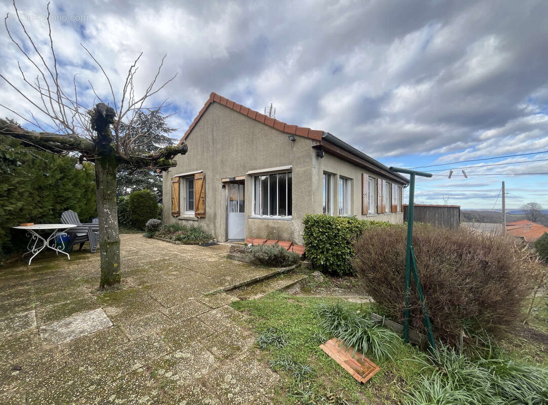 Maison à PLATS