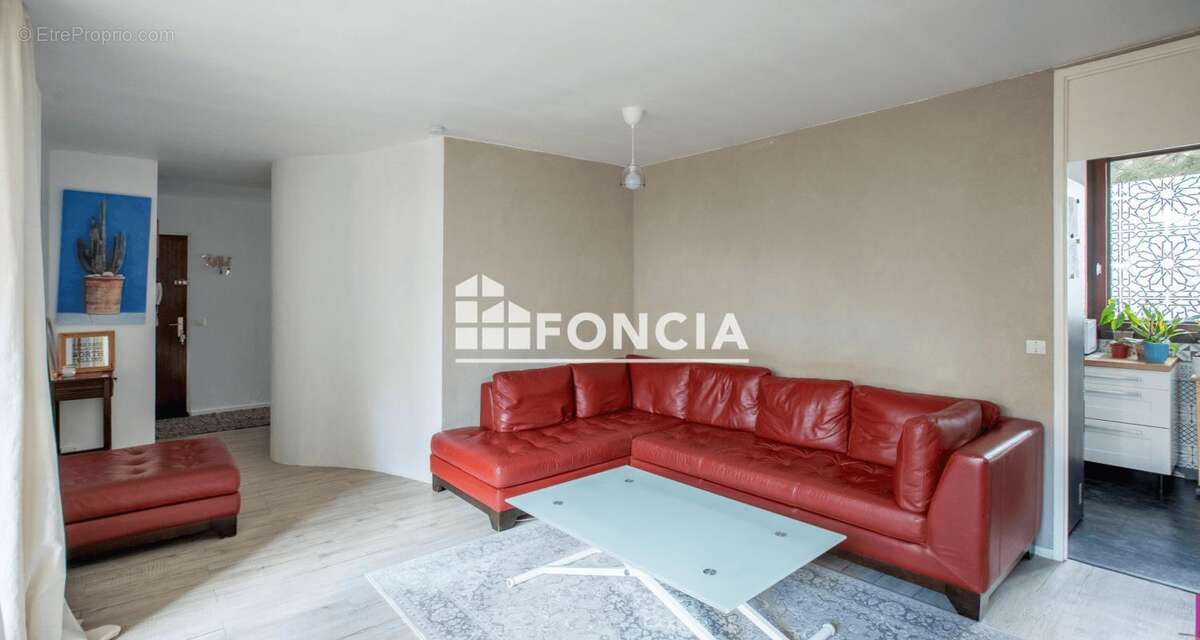 Appartement à ELANCOURT