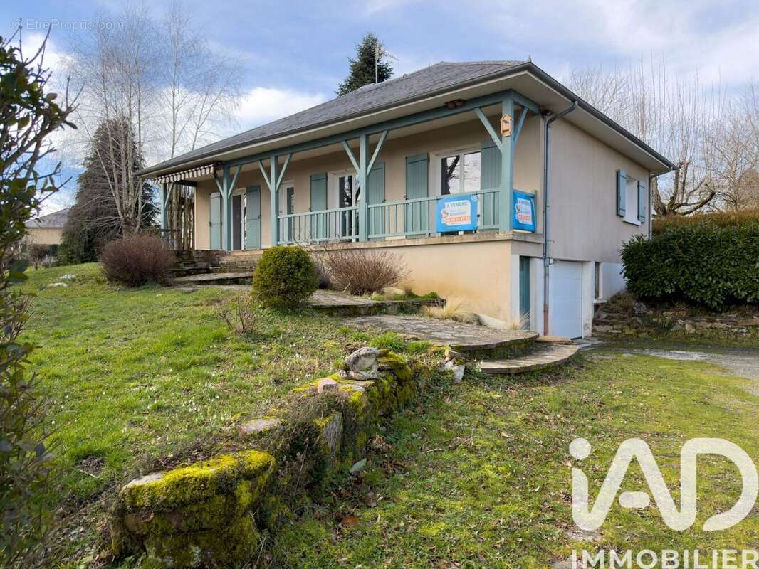 Photo 2 - Maison à BARAQUEVILLE