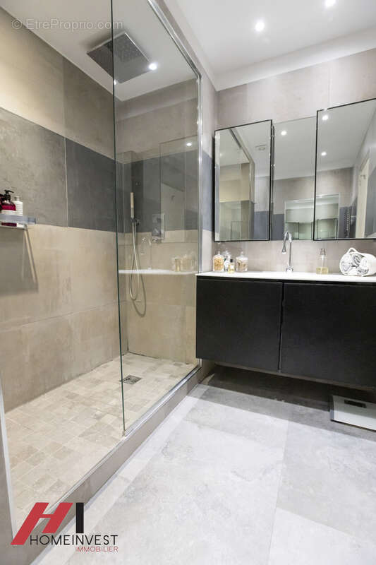 Pure merveille pour ce t5 cadenelle de 200m2 13008 - photo 19