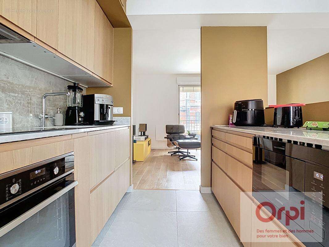 Appartement à ISSY-LES-MOULINEAUX