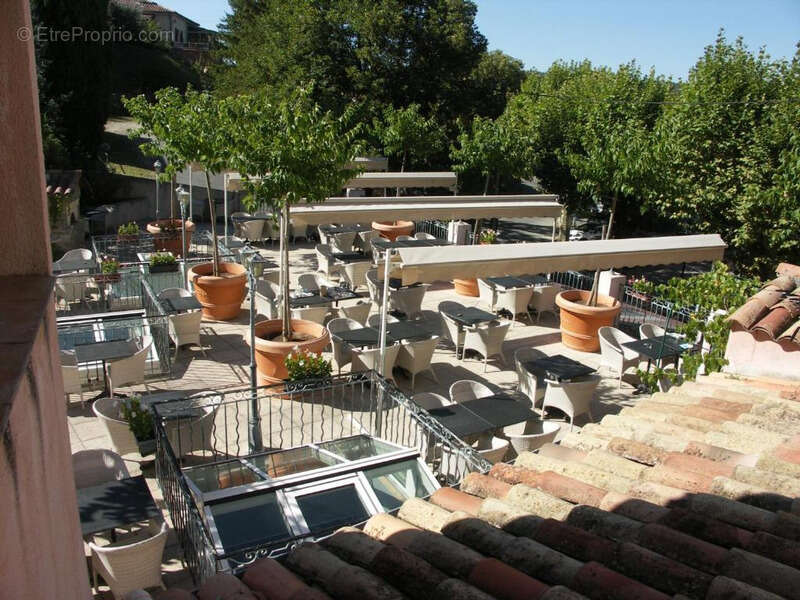 Commerce à MOUSTIERS-SAINTE-MARIE