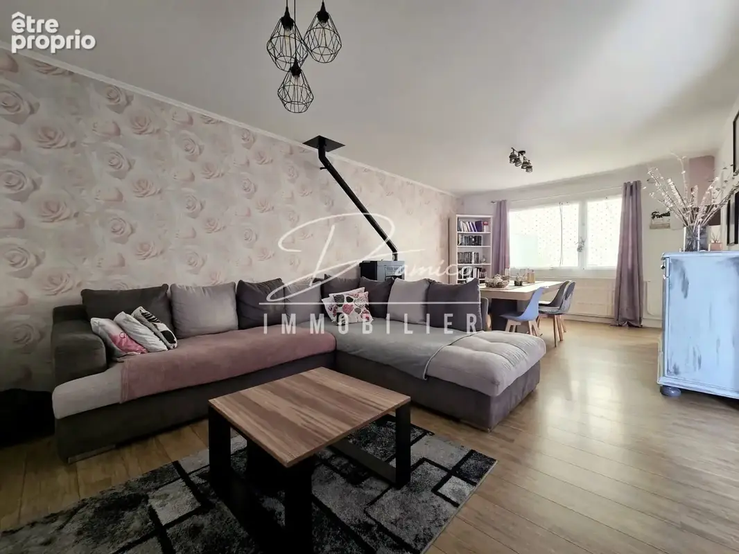 Maison 6 pièces 82 m² à vendre à Cambrai (59400) - photo 2