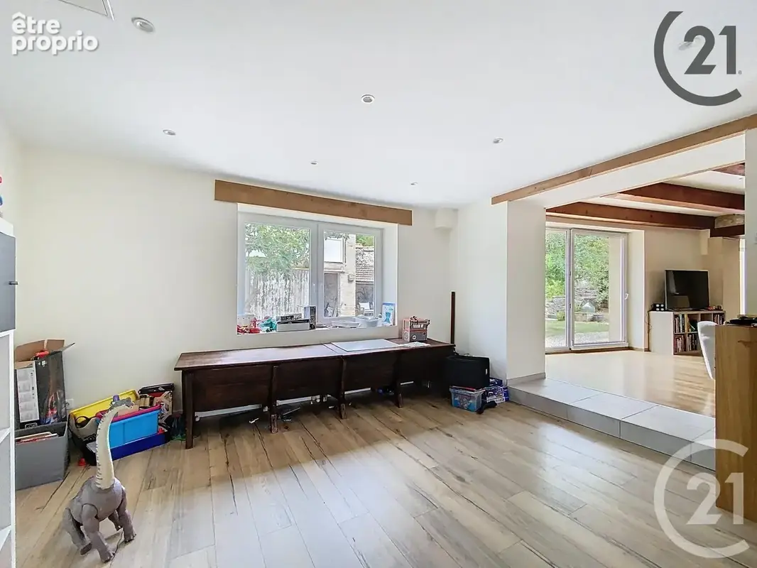 Maison 8 pièces 219 m² à vendre à Courcelles-Sapicourt (51140) - photo 5